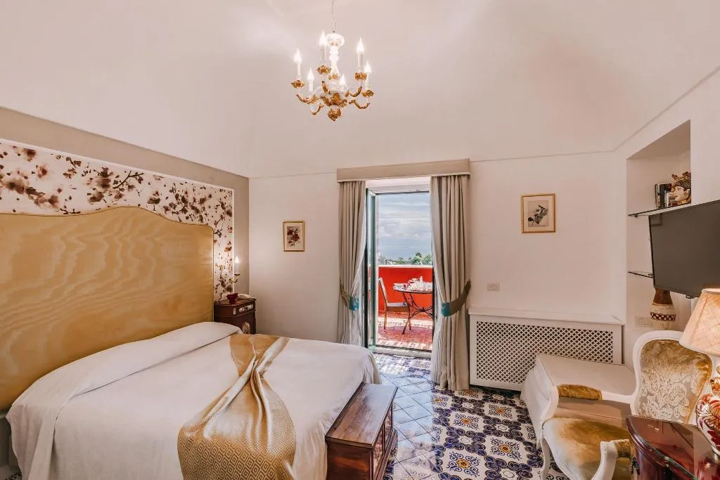 SUITE EXECUTIVE SEA VIEW Room, Palazzo Pascal, Naples