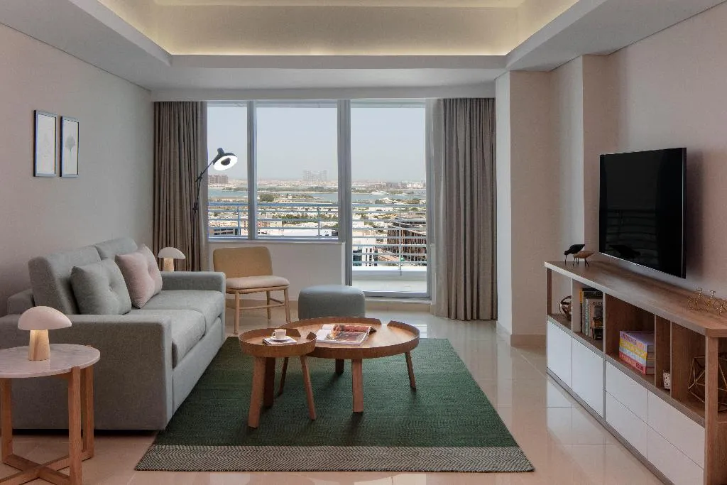 SUITE SEA VIEW Room, Staybridge Suites Dubai Internet City, Dubai
