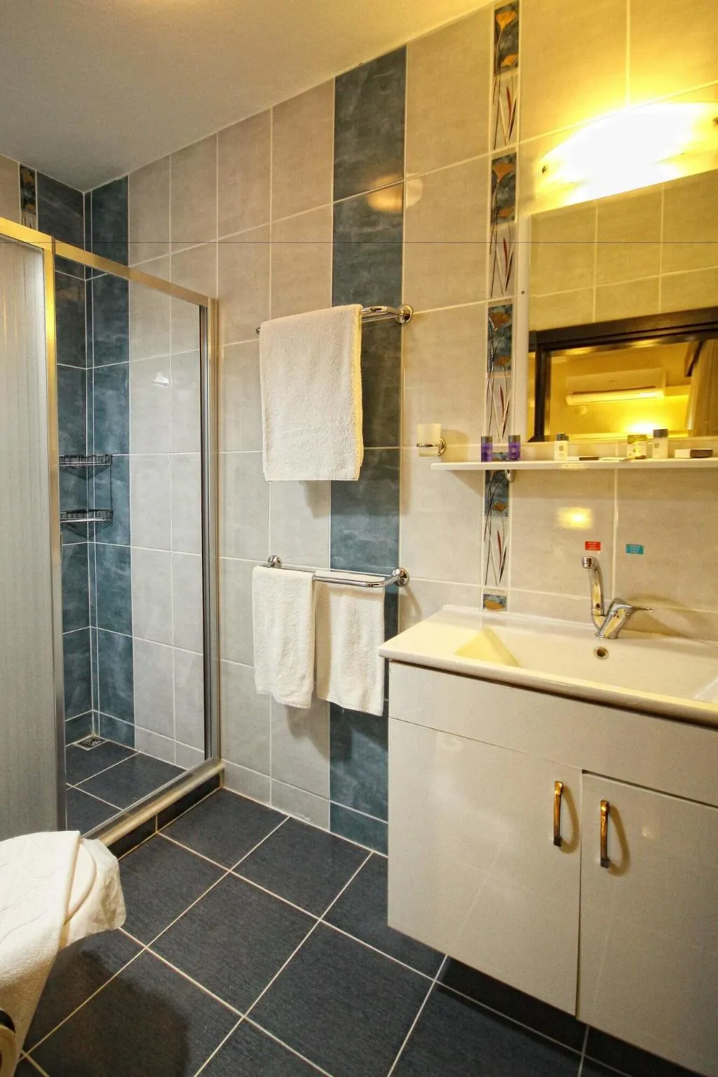 FAMILY ROOM STANDARD Room, Hotel Karacam, Izmir