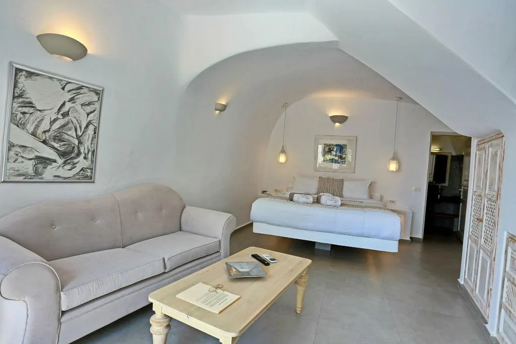 CAVE SEA VIEW HONEYMOON Room, Oia Mare Villas, Santorini