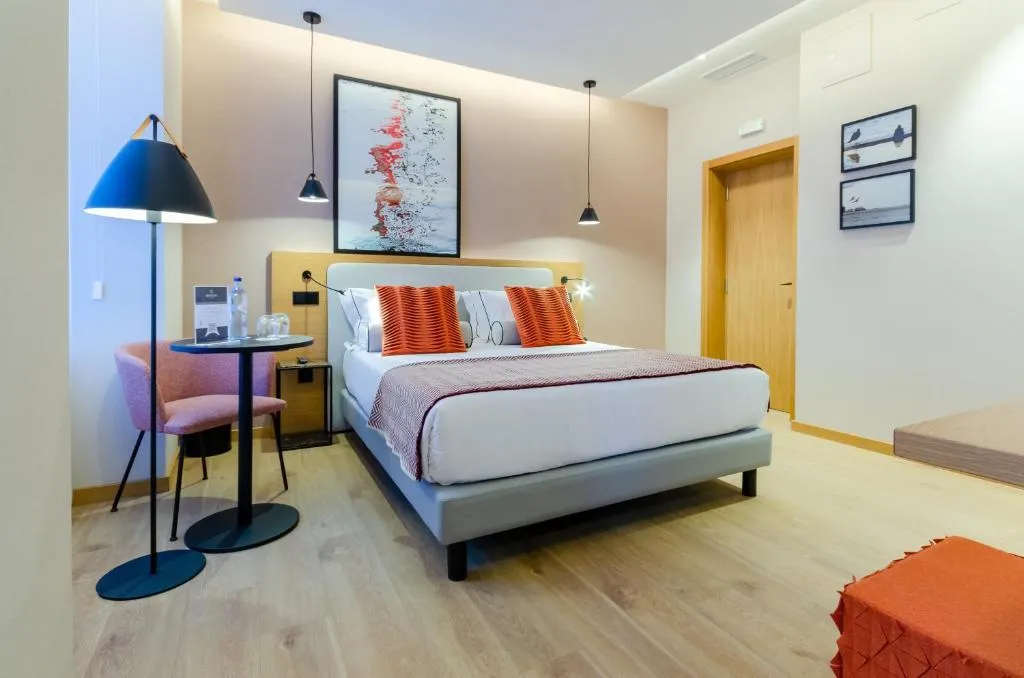 Double or Twin SUPERIOR Room, Rossio Plaza Hotel, Lisbon
