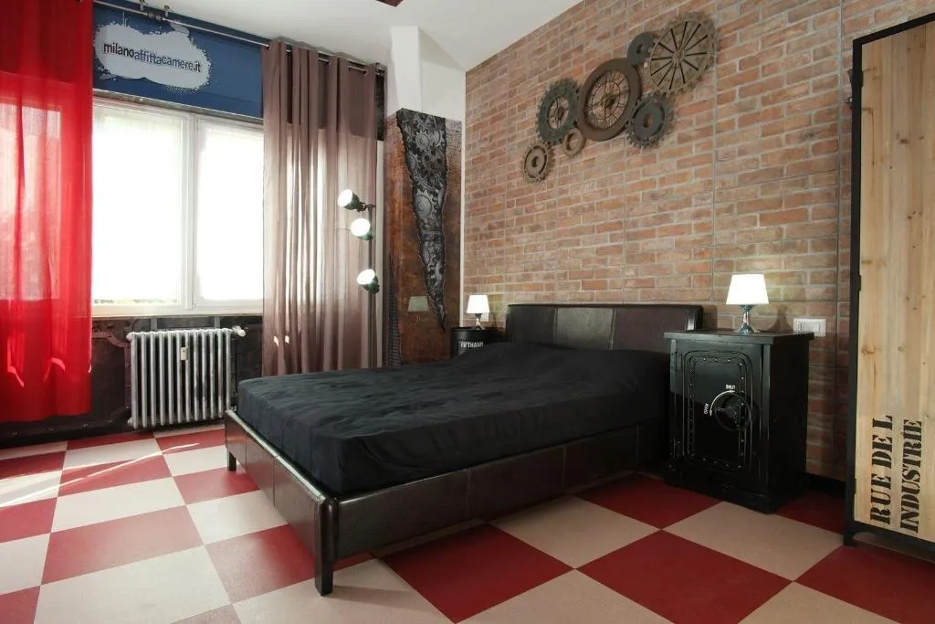 Room, Milano Affittacamere, Milan