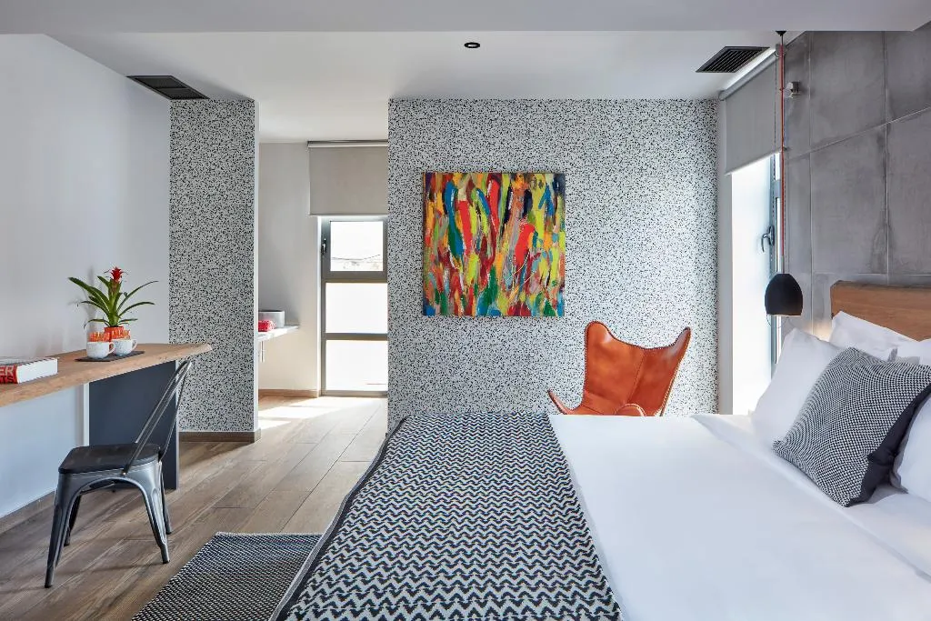 JUNIOR SUITE STANDARD Room, 18 Micon Street, Athens