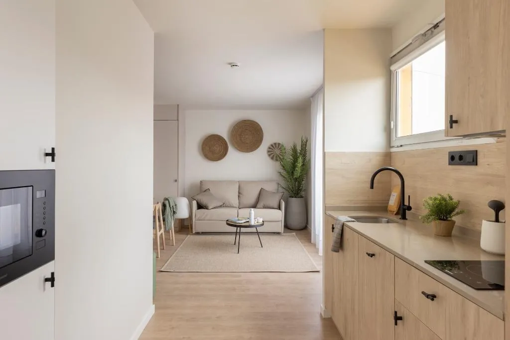 APARTMENT WITH TERRACE Room, Libere Barcelona Sant Antoni, Barcelona