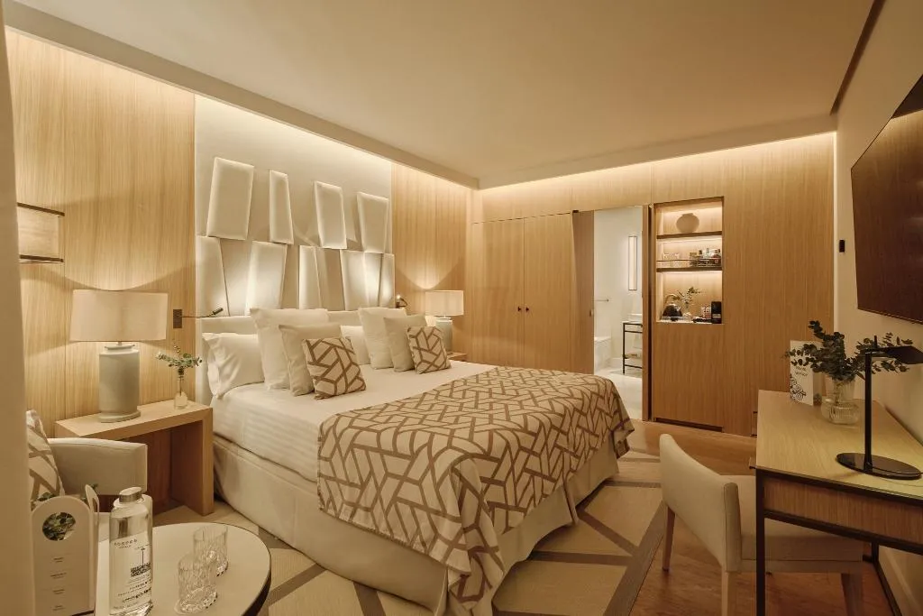 DOUBLE ONE BED Room, Hospes Palau de la Mar Valencia, Valencia