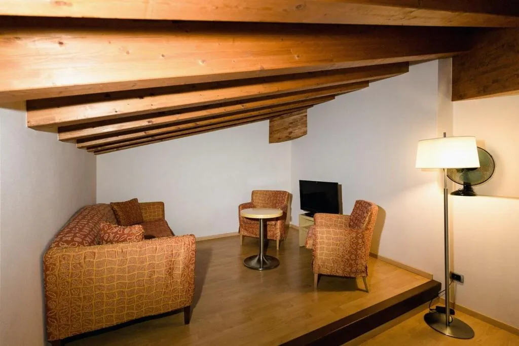 JUNIOR SUITE GARDEN VIEW Room, Hotel Continental Wellness & Spa, Milan