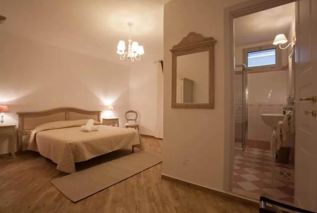 Room, City Garden Guest House, Olbia