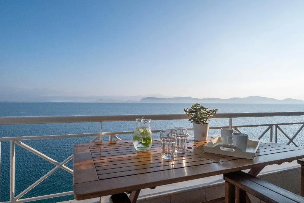 APARTMENT SEA VIEW Room, Meli Apartments & Villas, Kalamata