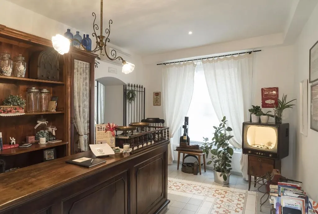 Lobby, Locanda San Bernardo, Milan