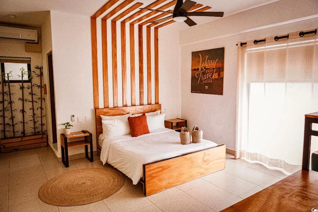 DOUBLE DELUXE Room, Nomads Hotel, Hostel & Rooftop Pool, Cancun Area