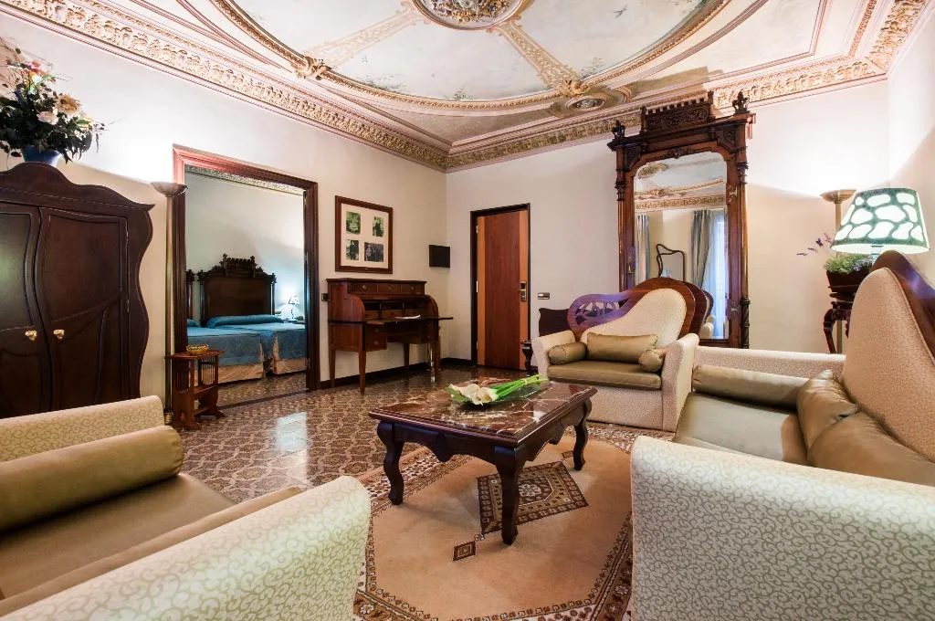 SUITE CAPACITY 1 Room, Rialto, Barcelona