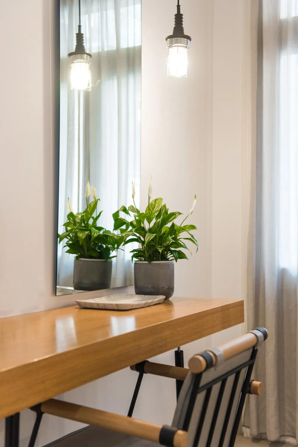 Double or Twin WITH BALCONY Room, MONK Monastiraki Suites, Athens