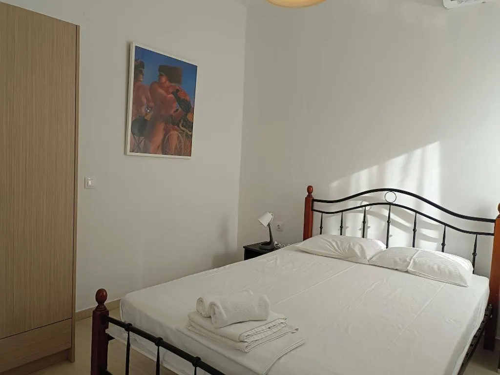 Room, Albatross Apartments, Crete