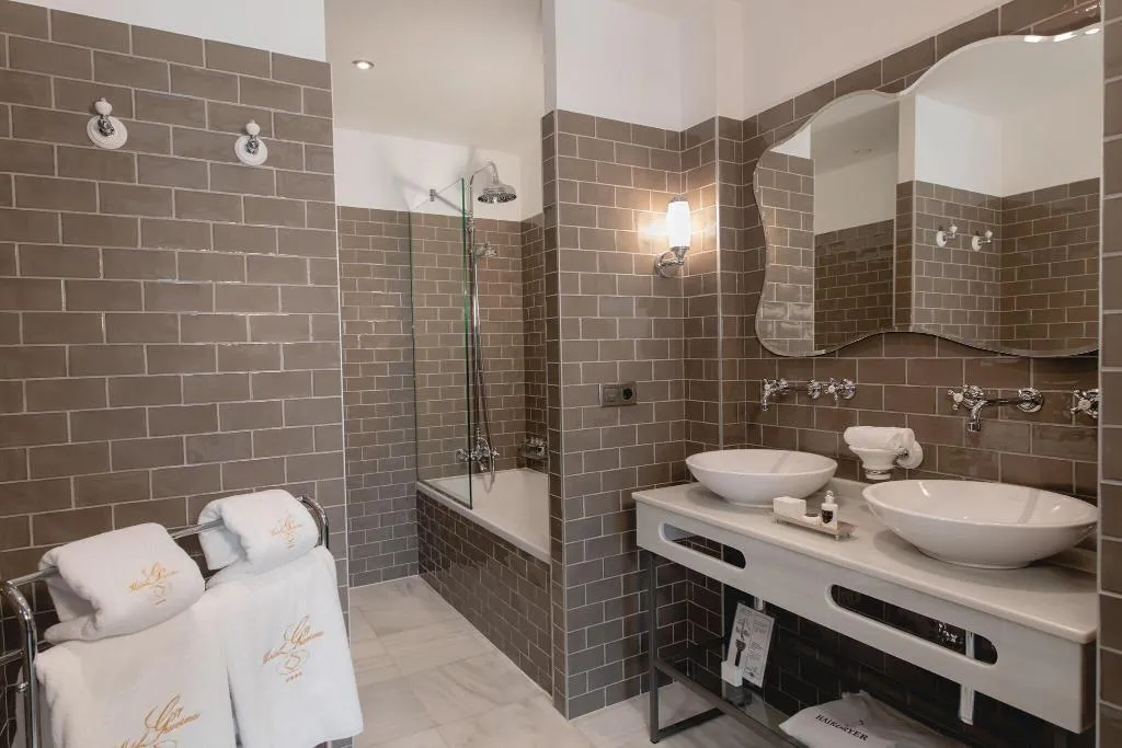 DOUBLE DELUXE Room, Gravina 51, Seville