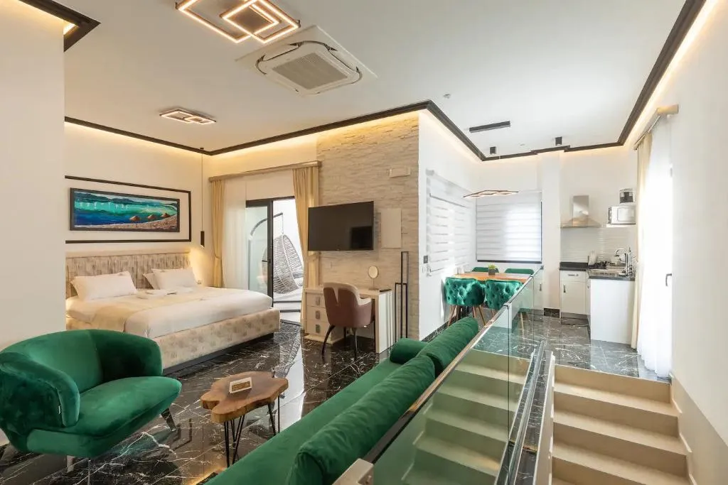 JUNIOR SUITE CAPACITY 4 Room, Lazar Lux Suites - Ammoudara, Crete