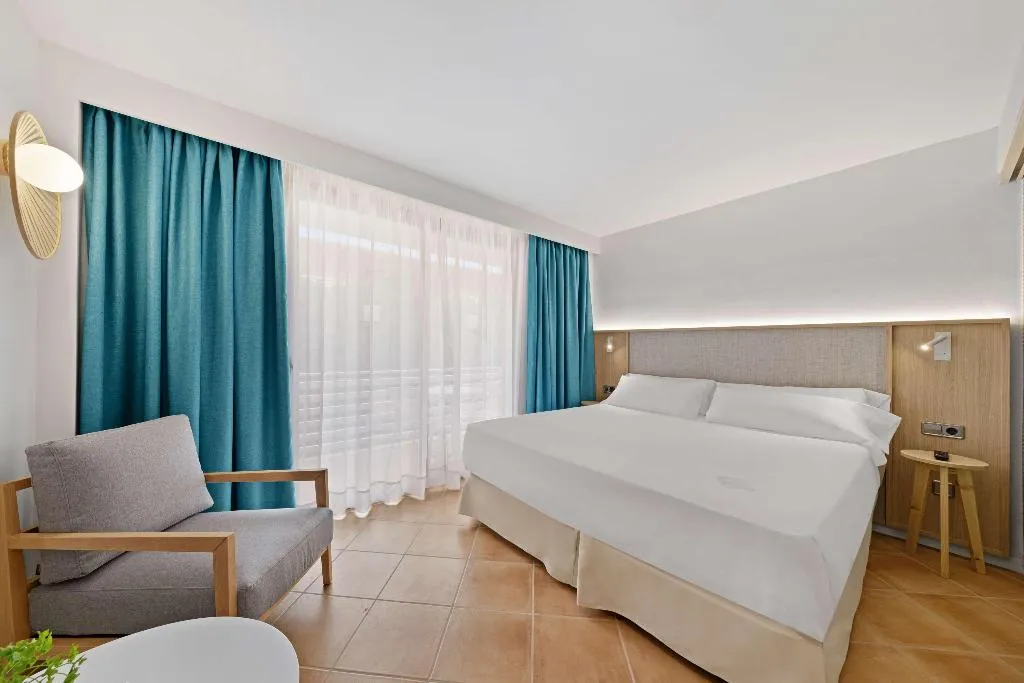 Room, Occidental Cala Viñas, Majorca
