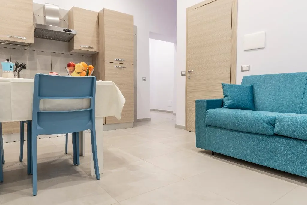 APARTMENT WITHOUT BALCONY Room, Casina Rossa, Naples