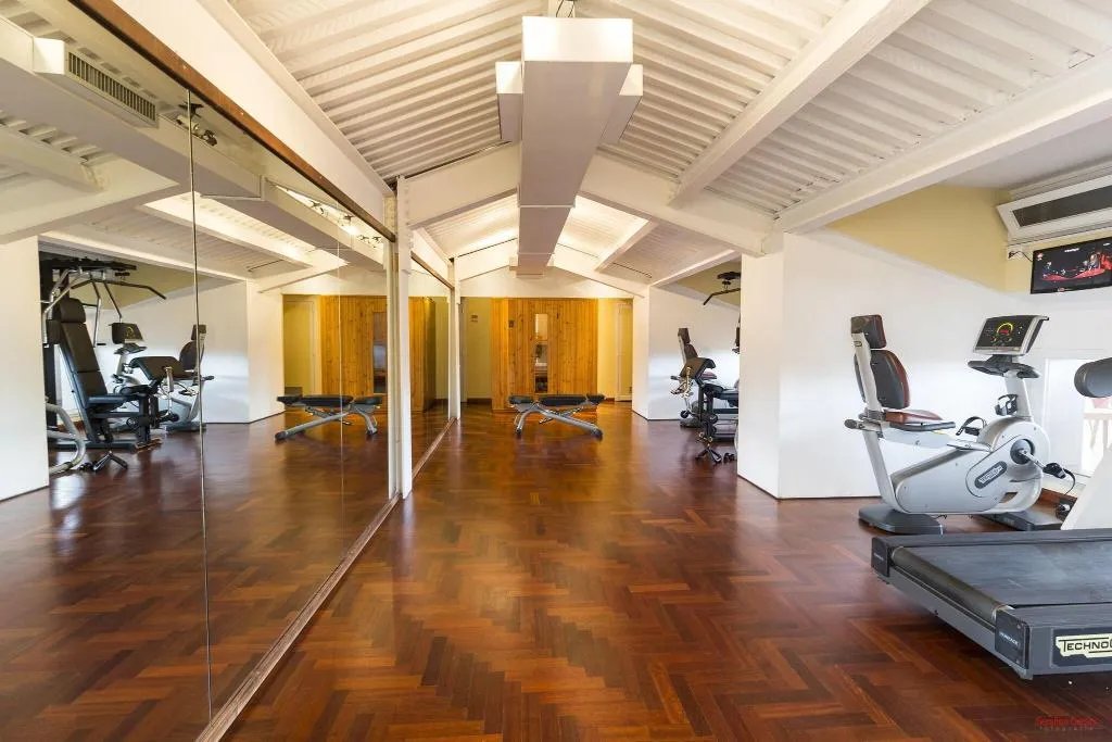 Sports and Entertainment, Hotel Giardino Inglese, Palermo