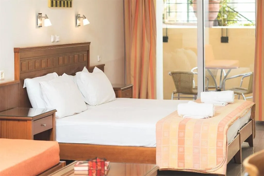 Room, Helios, Crete
