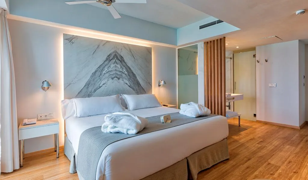 Double or Twin SIDE SEA VIEW Room, Talayot, Majorca