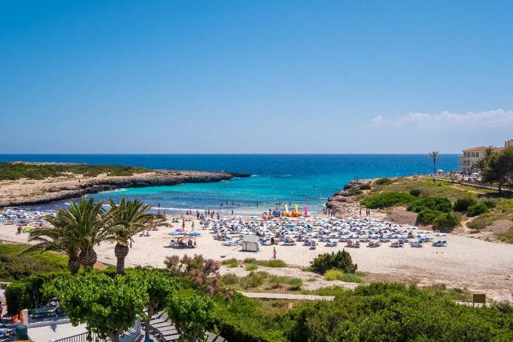 Sports and Entertainment, Carema Beach Menorca, Menorca