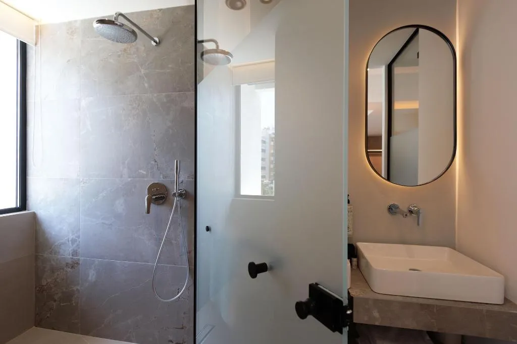 Room, Hilton Garden Inn Athens Syggrou Avenue, Athens