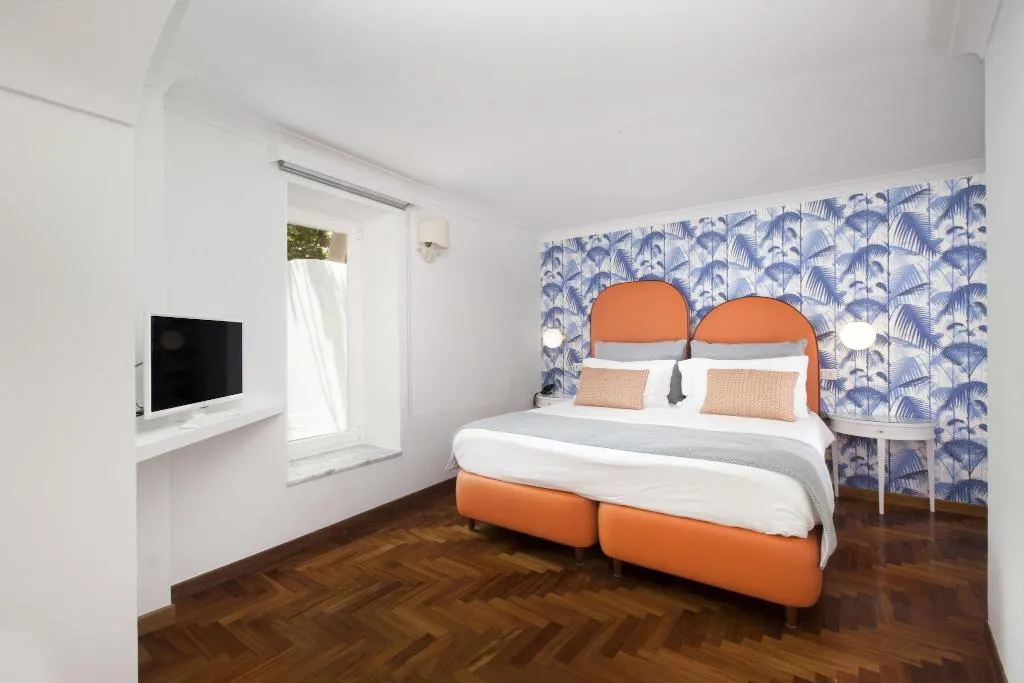 DOUBLE DELUXE WITH JACUZZI Room, Relais Villa Savarese, Naples