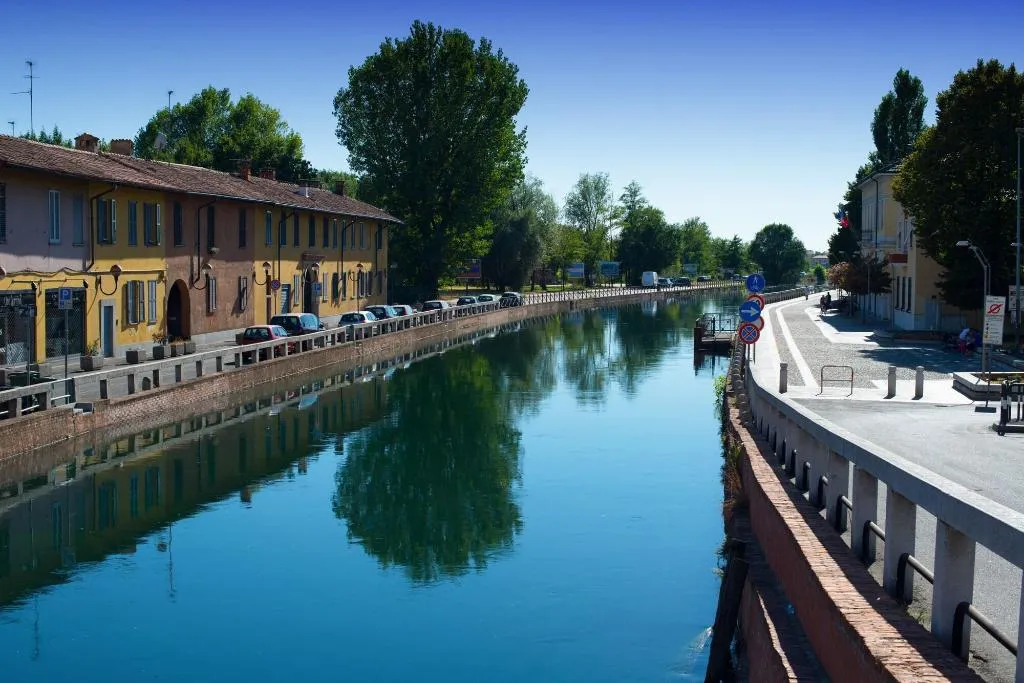 Sports and Entertainment, Corte Certosina, Milan