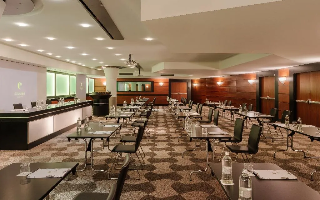Conferences, Dei Cavalieri Milano Duomo, Milan