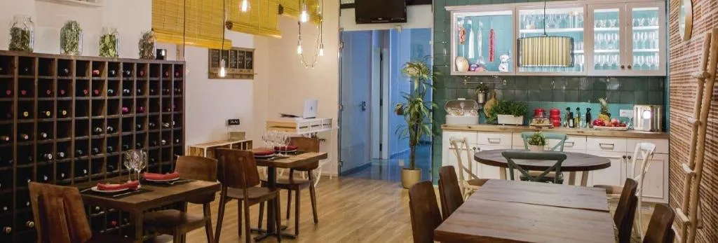 Restaurant, Hostal La Creu, Costa Dorada