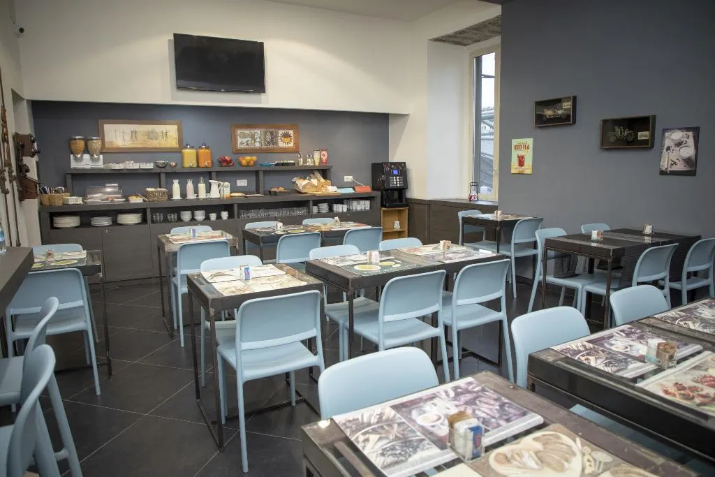 Bar, Ideal, Naples