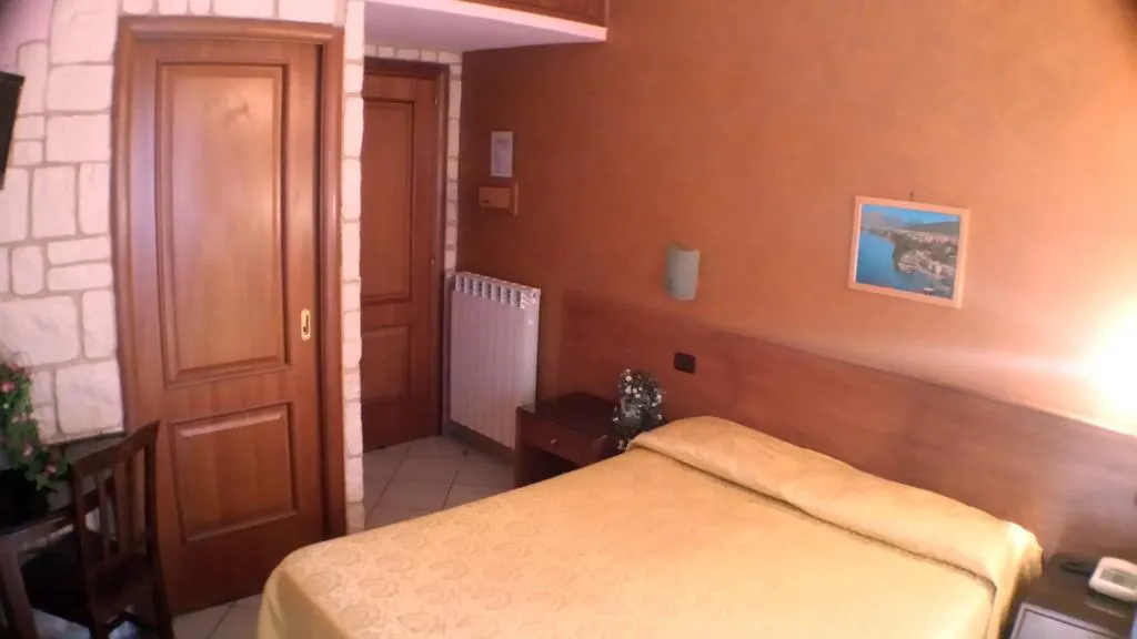 General view, Hotel Ginevra, Naples