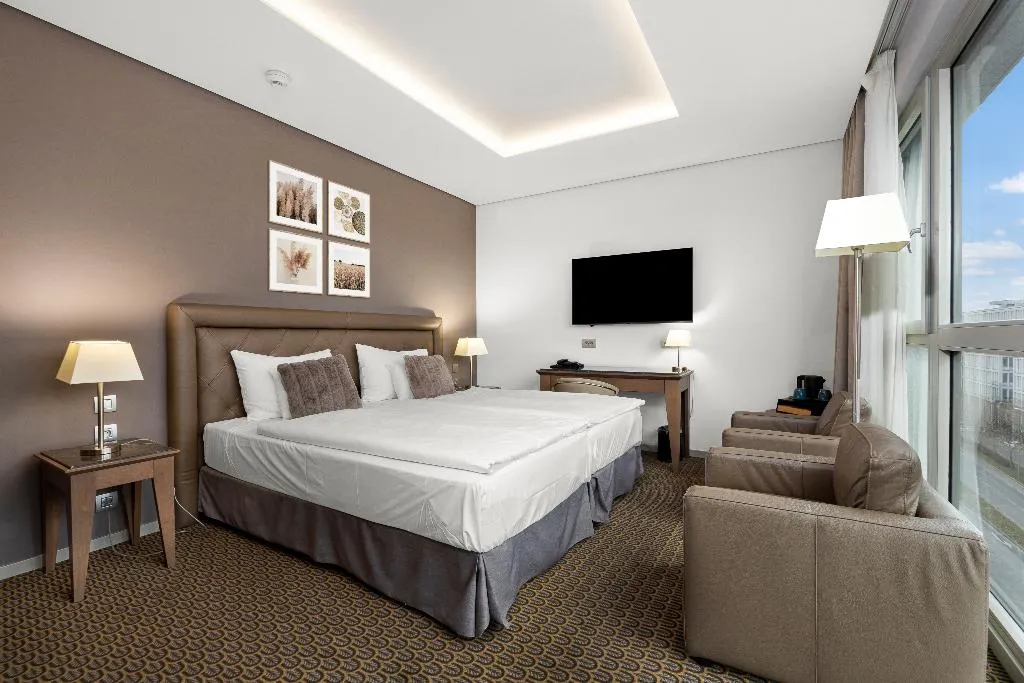 Double or Twin CONNECTING ROOM Room, Hotel Royal Prague, Prague