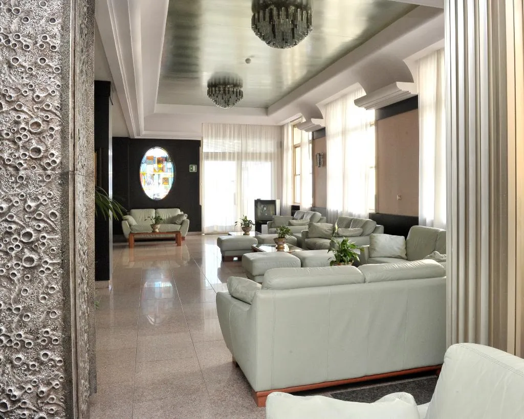Lobby, Pietra Di Luna, Naples