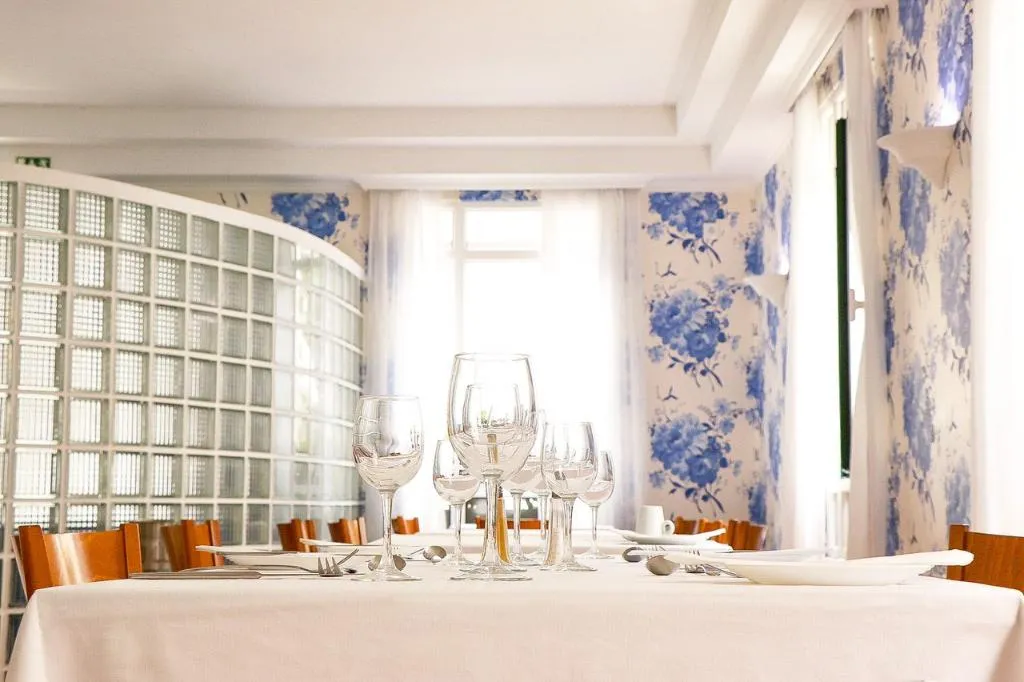 Restaurant, Residencial Amparo, Madeira