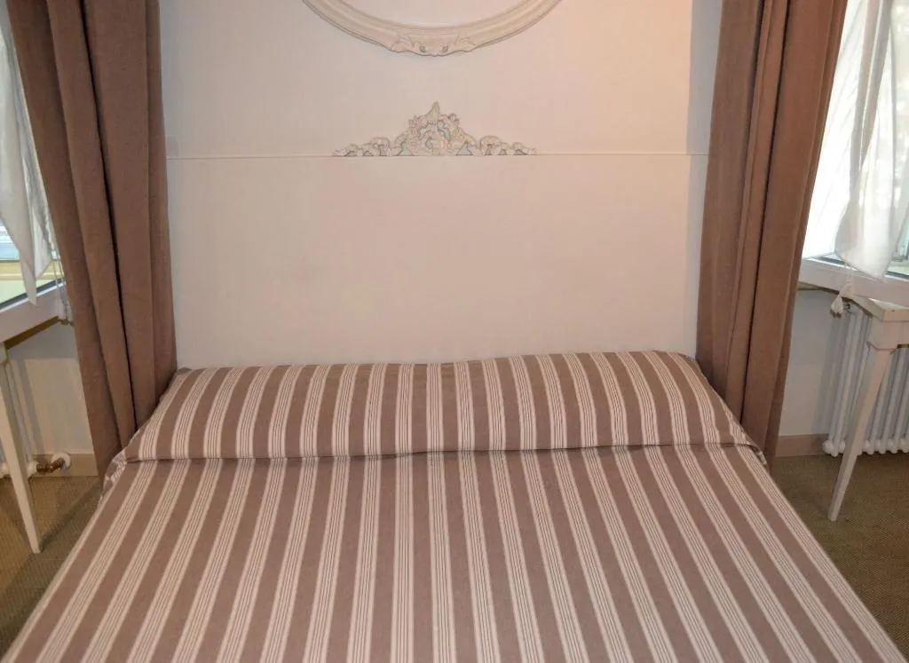 Room, Nina Casetta De Trastevere, Rome