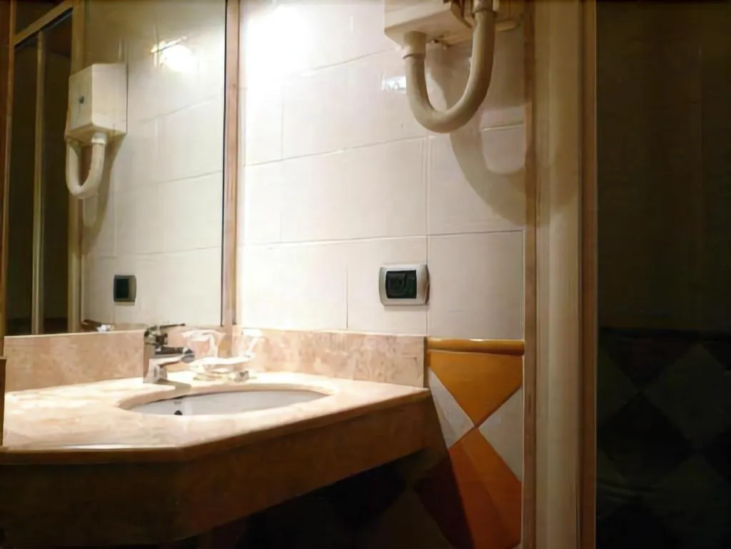Room, Hotel Fenicia, Naples