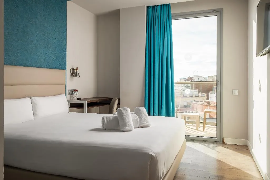 DOUBLE WITH BALCONY Room, Arya Stadium Hotel, Barcelona