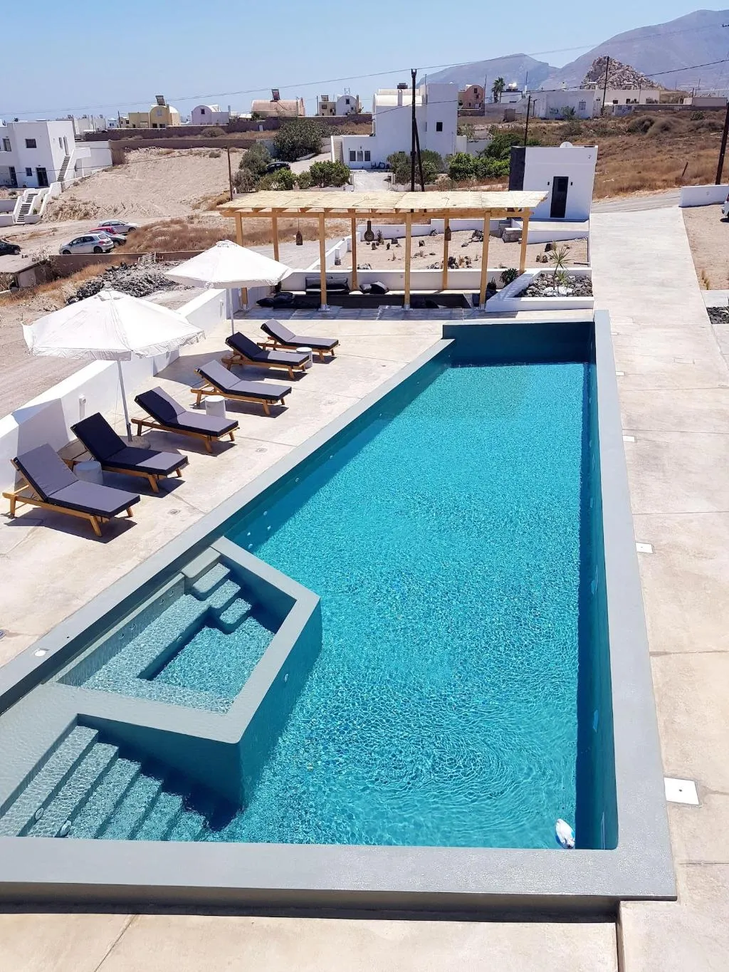 Sports and Entertainment, MyLithos Suites, Santorini