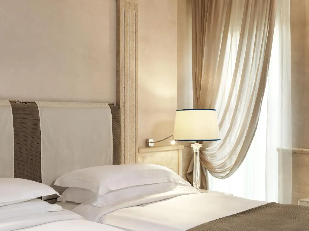 DOUBLE DELUXE Room, Hotel Barocco, Rome