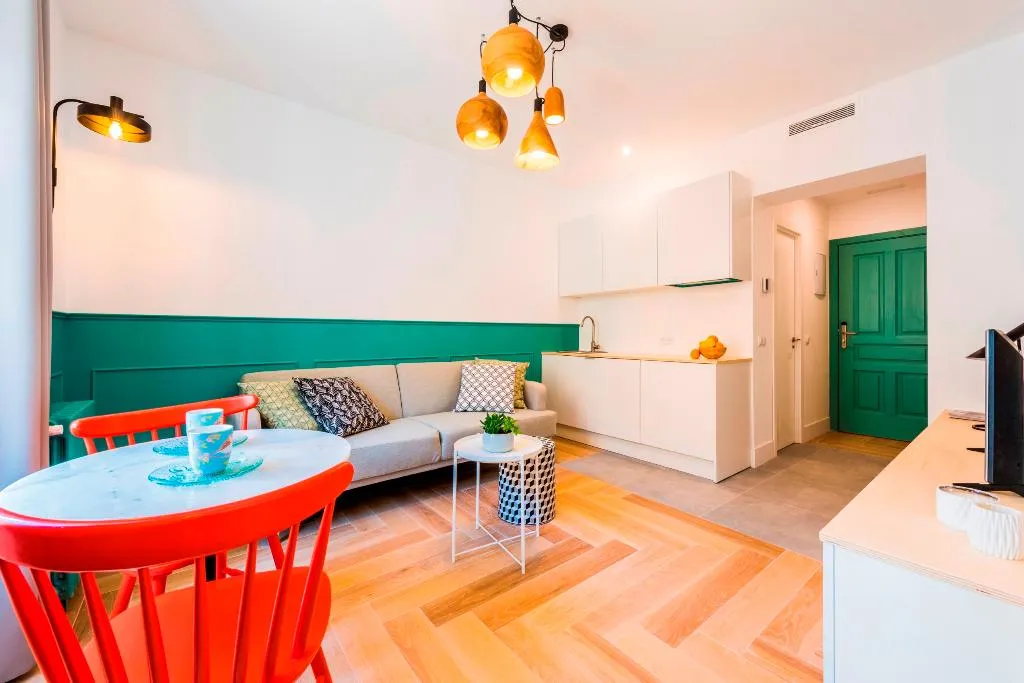 APARTMENT CLASSIC Room, Be Mate Gran Vía Suites, Madrid