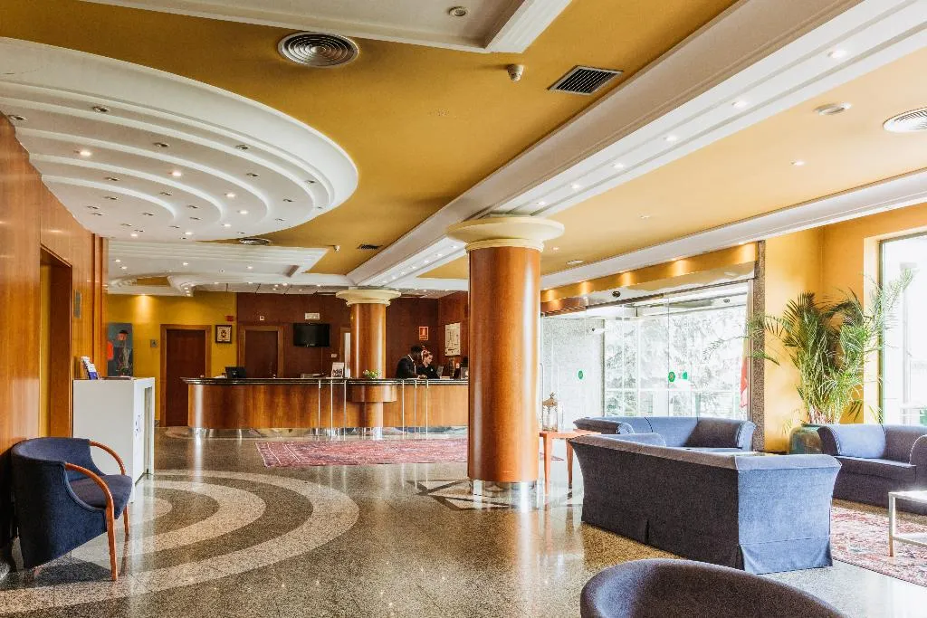 Lobby, Alda Río Tormes, Madrid
