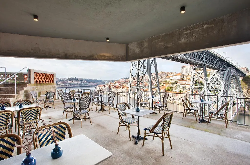 Terrace, Vincci Ponte De Ferro, Porto