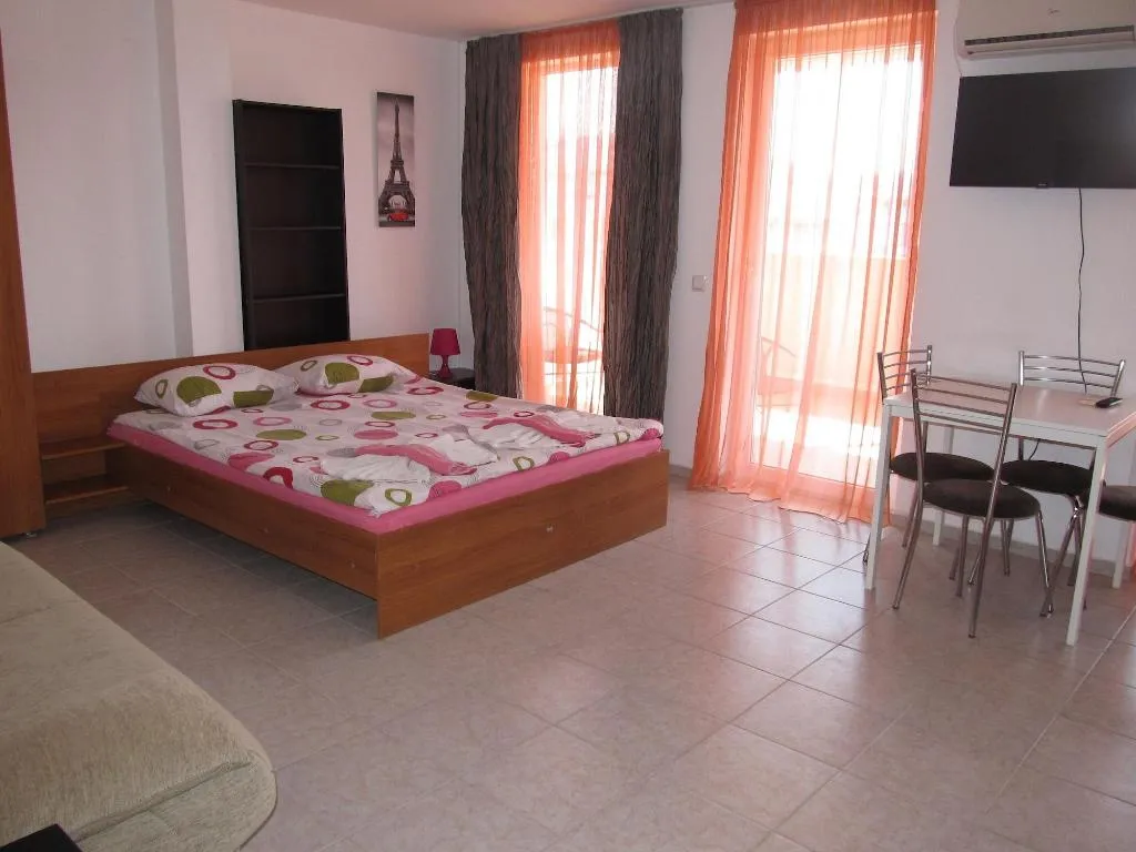 Room, Aparthotel Cote Da Zure, Bourgas