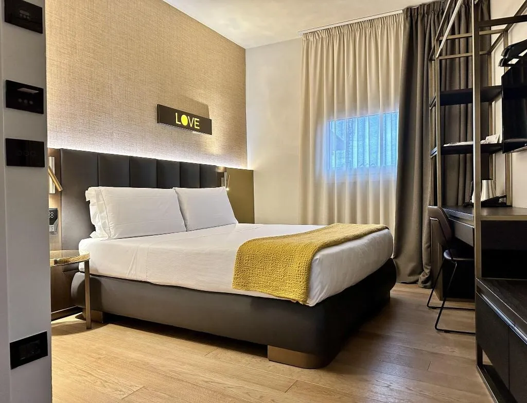 DOUBLE DELUXE Room, The Market Urban Hotel, Florence