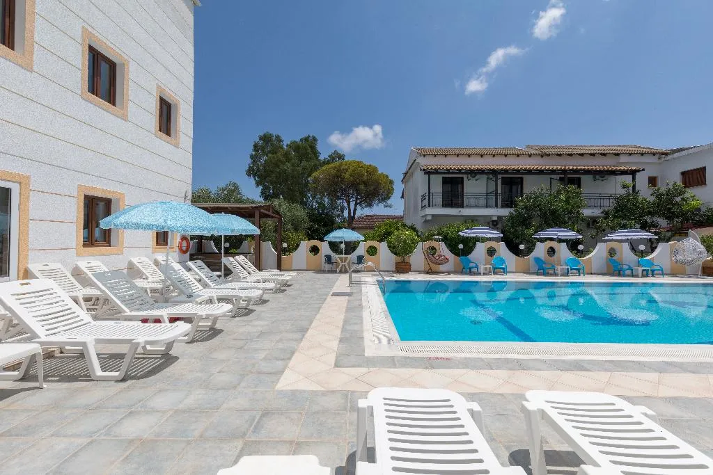 Pool, Lefkimi, Corfu