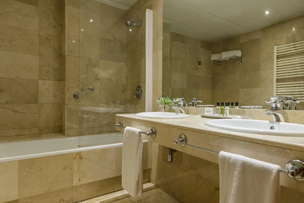 APARTMENT CAPACITY 3 Room, Aparthotel Mariano Cubi, Barcelona