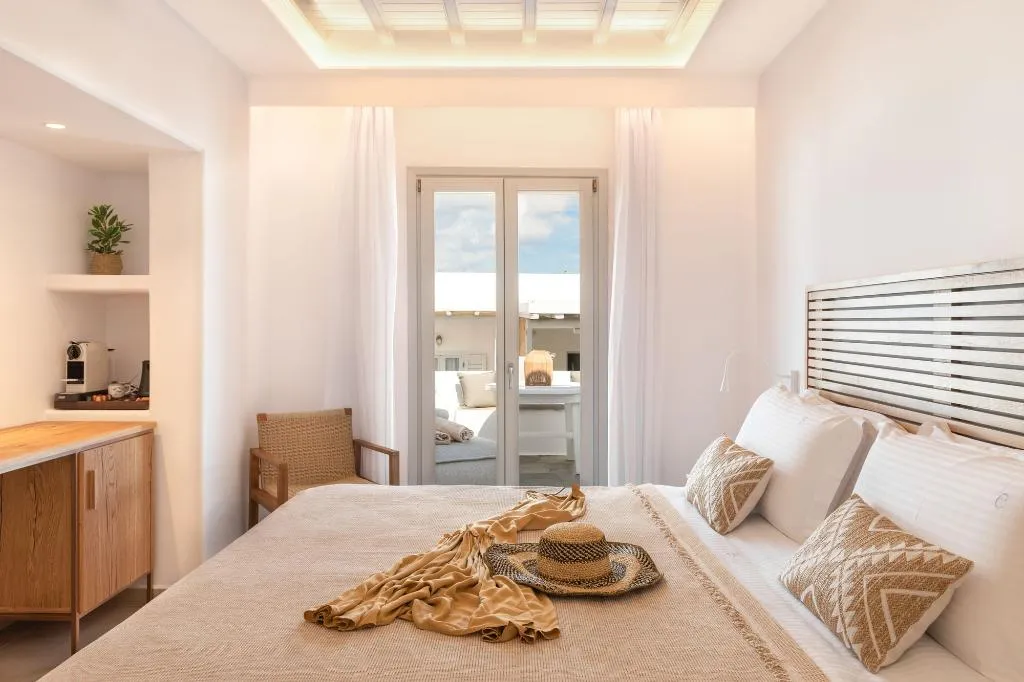 JUNIOR SUITE EXECUTIVE Room, Elena Mykonos, Mykonos