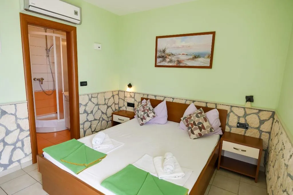 Room, Pansion Dalmacija, Split