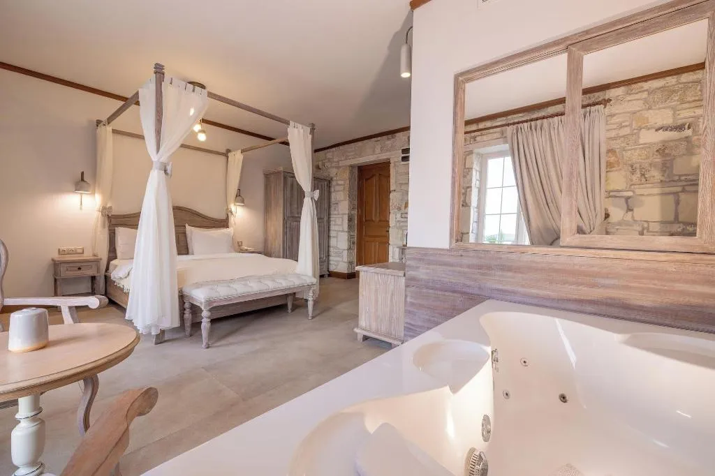 Room, Navali̇a Otel, Izmir